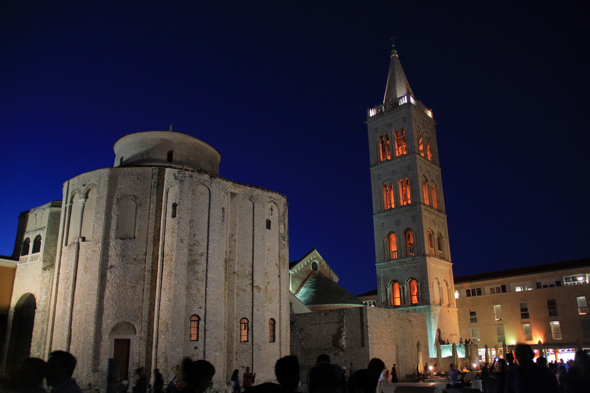 Zadar_at_night